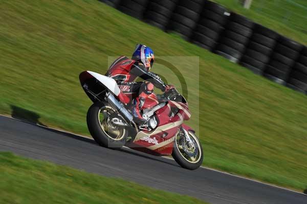 Motorcycle action photographs;Trackday digital images;cadwell;cadwell park photographs;event digital images;eventdigitalimages;motor racing louth lincolnshire;no limits trackday;peter wileman photography;trackday;trackday photos