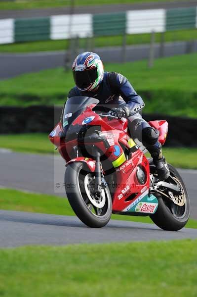 Motorcycle action photographs;Trackday digital images;cadwell;cadwell park photographs;event digital images;eventdigitalimages;motor racing louth lincolnshire;no limits trackday;peter wileman photography;trackday;trackday photos