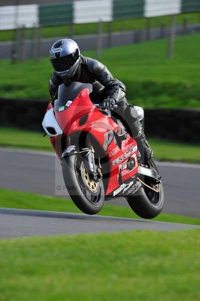 Motorcycle action photographs;Trackday digital images;cadwell;cadwell park photographs;event digital images;eventdigitalimages;motor racing louth lincolnshire;no limits trackday;peter wileman photography;trackday;trackday photos