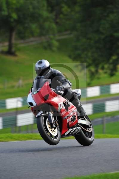 Motorcycle action photographs;Trackday digital images;cadwell;cadwell park photographs;event digital images;eventdigitalimages;motor racing louth lincolnshire;no limits trackday;peter wileman photography;trackday;trackday photos