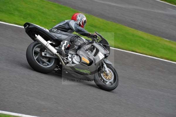 Motorcycle action photographs;Trackday digital images;cadwell;cadwell park photographs;event digital images;eventdigitalimages;motor racing louth lincolnshire;no limits trackday;peter wileman photography;trackday;trackday photos