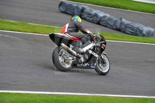 Motorcycle action photographs;Trackday digital images;cadwell;cadwell park photographs;event digital images;eventdigitalimages;motor racing louth lincolnshire;no limits trackday;peter wileman photography;trackday;trackday photos