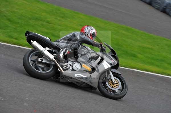 Motorcycle action photographs;Trackday digital images;cadwell;cadwell park photographs;event digital images;eventdigitalimages;motor racing louth lincolnshire;no limits trackday;peter wileman photography;trackday;trackday photos