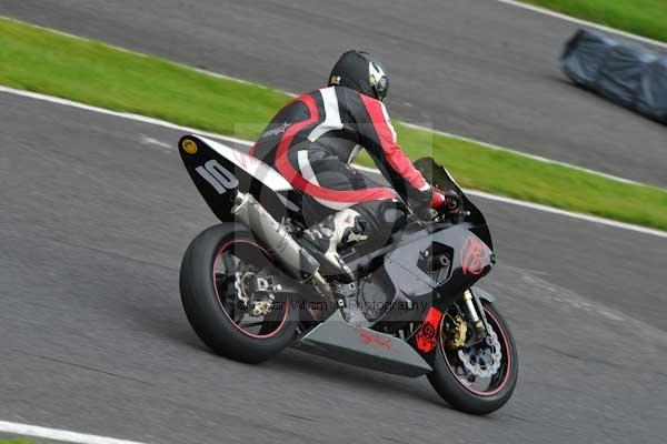 Motorcycle action photographs;Trackday digital images;cadwell;cadwell park photographs;event digital images;eventdigitalimages;motor racing louth lincolnshire;no limits trackday;peter wileman photography;trackday;trackday photos