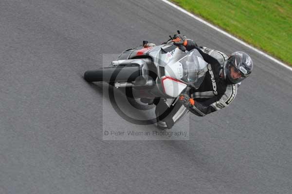 Motorcycle action photographs;Trackday digital images;cadwell;cadwell park photographs;event digital images;eventdigitalimages;motor racing louth lincolnshire;no limits trackday;peter wileman photography;trackday;trackday photos