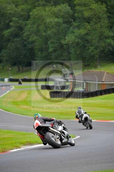 Motorcycle action photographs;Trackday digital images;cadwell;cadwell park photographs;event digital images;eventdigitalimages;motor racing louth lincolnshire;no limits trackday;peter wileman photography;trackday;trackday photos