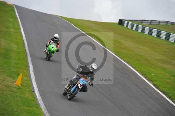 Motorcycle action photographs;Trackday digital images;cadwell;cadwell park photographs;event digital images;eventdigitalimages;motor racing louth lincolnshire;no limits trackday;peter wileman photography;trackday;trackday photos