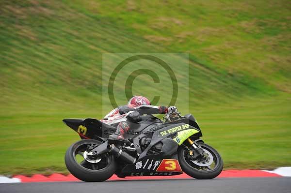 Motorcycle action photographs;Trackday digital images;cadwell;cadwell park photographs;event digital images;eventdigitalimages;motor racing louth lincolnshire;no limits trackday;peter wileman photography;trackday;trackday photos