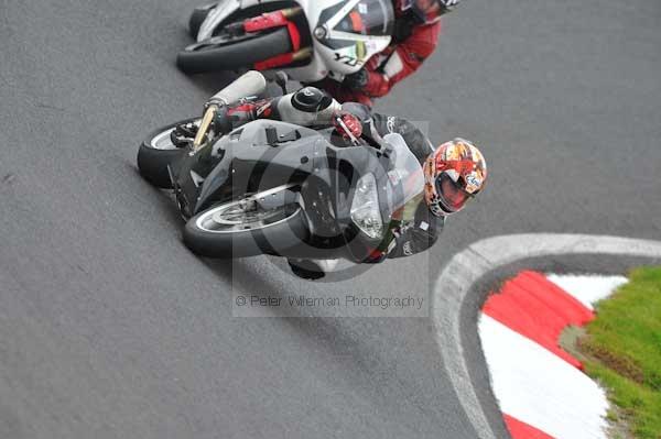 Motorcycle action photographs;Trackday digital images;cadwell;cadwell park photographs;event digital images;eventdigitalimages;motor racing louth lincolnshire;no limits trackday;peter wileman photography;trackday;trackday photos