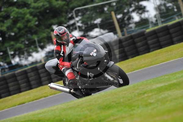 Motorcycle action photographs;Trackday digital images;cadwell;cadwell park photographs;event digital images;eventdigitalimages;motor racing louth lincolnshire;no limits trackday;peter wileman photography;trackday;trackday photos