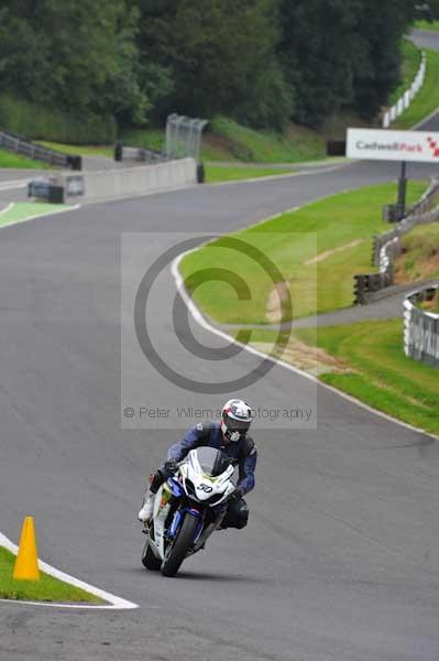 Motorcycle action photographs;Trackday digital images;cadwell;cadwell park photographs;event digital images;eventdigitalimages;motor racing louth lincolnshire;no limits trackday;peter wileman photography;trackday;trackday photos