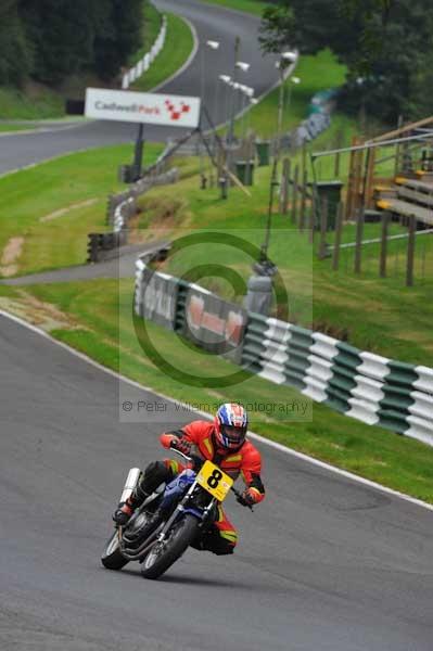 Motorcycle action photographs;Trackday digital images;cadwell;cadwell park photographs;event digital images;eventdigitalimages;motor racing louth lincolnshire;no limits trackday;peter wileman photography;trackday;trackday photos
