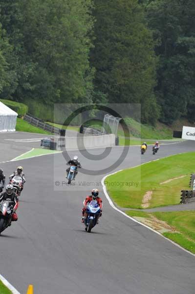 Motorcycle action photographs;Trackday digital images;cadwell;cadwell park photographs;event digital images;eventdigitalimages;motor racing louth lincolnshire;no limits trackday;peter wileman photography;trackday;trackday photos