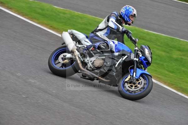 Motorcycle action photographs;Trackday digital images;cadwell;cadwell park photographs;event digital images;eventdigitalimages;motor racing louth lincolnshire;no limits trackday;peter wileman photography;trackday;trackday photos