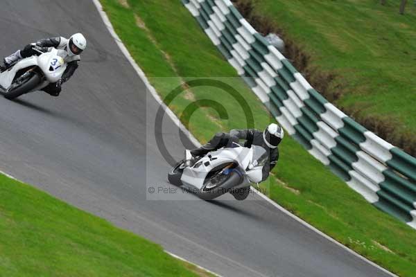 Motorcycle action photographs;Trackday digital images;cadwell;cadwell park photographs;event digital images;eventdigitalimages;motor racing louth lincolnshire;no limits trackday;peter wileman photography;trackday;trackday photos