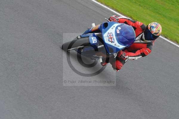 Motorcycle action photographs;Trackday digital images;cadwell;cadwell park photographs;event digital images;eventdigitalimages;motor racing louth lincolnshire;no limits trackday;peter wileman photography;trackday;trackday photos