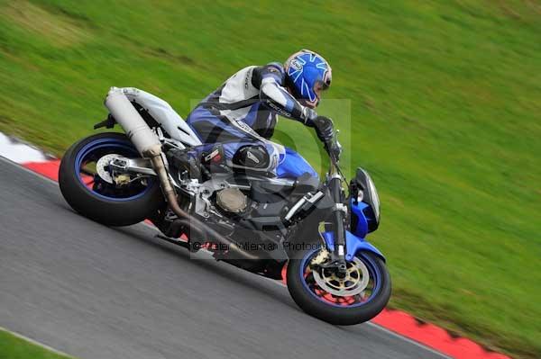 Motorcycle action photographs;Trackday digital images;cadwell;cadwell park photographs;event digital images;eventdigitalimages;motor racing louth lincolnshire;no limits trackday;peter wileman photography;trackday;trackday photos