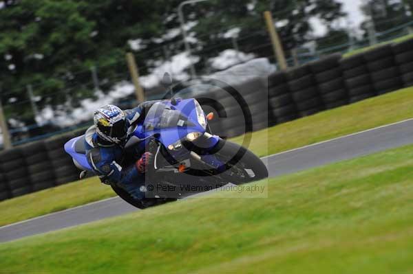 Motorcycle action photographs;Trackday digital images;cadwell;cadwell park photographs;event digital images;eventdigitalimages;motor racing louth lincolnshire;no limits trackday;peter wileman photography;trackday;trackday photos