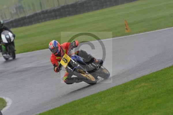 Motorcycle action photographs;Trackday digital images;cadwell;cadwell park photographs;event digital images;eventdigitalimages;motor racing louth lincolnshire;no limits trackday;peter wileman photography;trackday;trackday photos