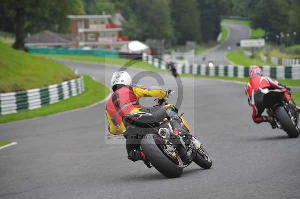 Motorcycle action photographs;Trackday digital images;cadwell;cadwell park photographs;event digital images;eventdigitalimages;motor racing louth lincolnshire;no limits trackday;peter wileman photography;trackday;trackday photos