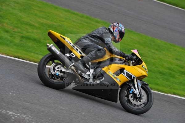 Motorcycle action photographs;Trackday digital images;cadwell;cadwell park photographs;event digital images;eventdigitalimages;motor racing louth lincolnshire;no limits trackday;peter wileman photography;trackday;trackday photos