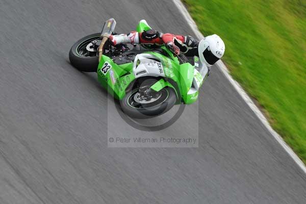Motorcycle action photographs;Trackday digital images;cadwell;cadwell park photographs;event digital images;eventdigitalimages;motor racing louth lincolnshire;no limits trackday;peter wileman photography;trackday;trackday photos