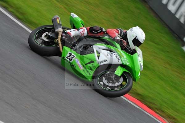 Motorcycle action photographs;Trackday digital images;cadwell;cadwell park photographs;event digital images;eventdigitalimages;motor racing louth lincolnshire;no limits trackday;peter wileman photography;trackday;trackday photos