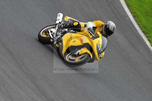 Motorcycle action photographs;Trackday digital images;cadwell;cadwell park photographs;event digital images;eventdigitalimages;motor racing louth lincolnshire;no limits trackday;peter wileman photography;trackday;trackday photos
