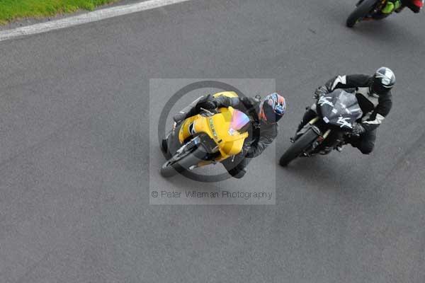 Motorcycle action photographs;Trackday digital images;cadwell;cadwell park photographs;event digital images;eventdigitalimages;motor racing louth lincolnshire;no limits trackday;peter wileman photography;trackday;trackday photos