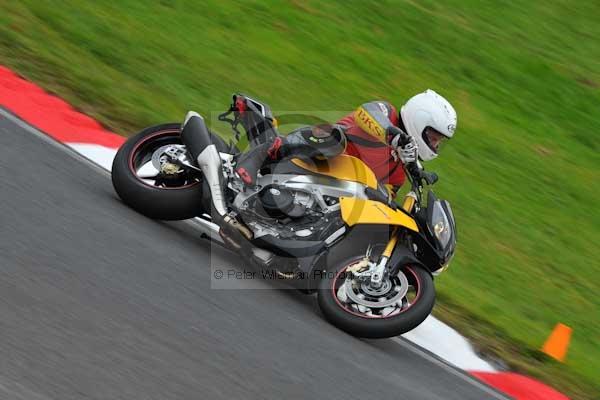 Motorcycle action photographs;Trackday digital images;cadwell;cadwell park photographs;event digital images;eventdigitalimages;motor racing louth lincolnshire;no limits trackday;peter wileman photography;trackday;trackday photos