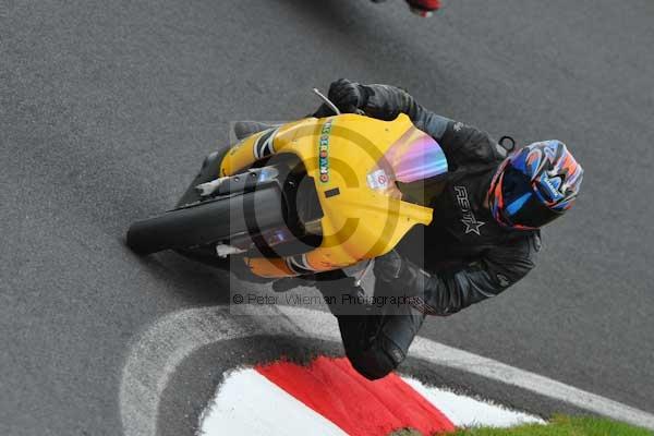 Motorcycle action photographs;Trackday digital images;cadwell;cadwell park photographs;event digital images;eventdigitalimages;motor racing louth lincolnshire;no limits trackday;peter wileman photography;trackday;trackday photos