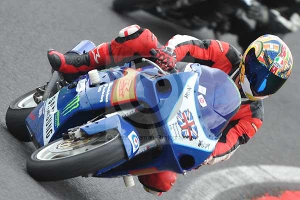 Motorcycle action photographs;Trackday digital images;cadwell;cadwell park photographs;event digital images;eventdigitalimages;motor racing louth lincolnshire;no limits trackday;peter wileman photography;trackday;trackday photos