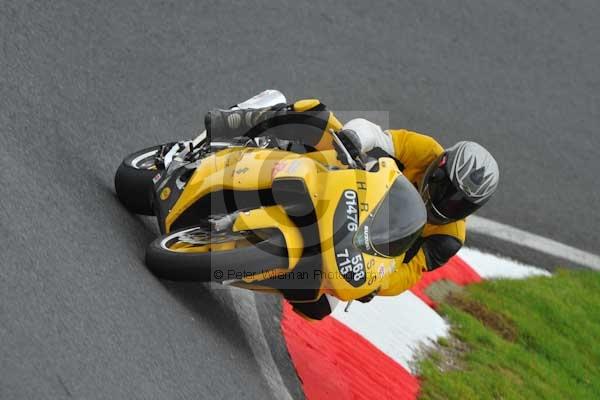 Motorcycle action photographs;Trackday digital images;cadwell;cadwell park photographs;event digital images;eventdigitalimages;motor racing louth lincolnshire;no limits trackday;peter wileman photography;trackday;trackday photos