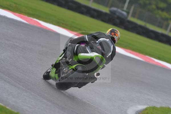 Motorcycle action photographs;Trackday digital images;cadwell;cadwell park photographs;event digital images;eventdigitalimages;motor racing louth lincolnshire;no limits trackday;peter wileman photography;trackday;trackday photos