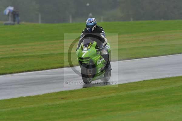 Motorcycle action photographs;Trackday digital images;cadwell;cadwell park photographs;event digital images;eventdigitalimages;motor racing louth lincolnshire;no limits trackday;peter wileman photography;trackday;trackday photos