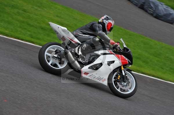 Motorcycle action photographs;Trackday digital images;cadwell;cadwell park photographs;event digital images;eventdigitalimages;motor racing louth lincolnshire;no limits trackday;peter wileman photography;trackday;trackday photos