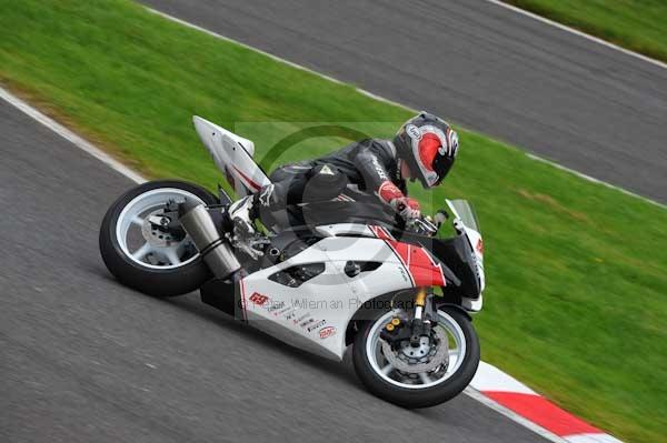 Motorcycle action photographs;Trackday digital images;cadwell;cadwell park photographs;event digital images;eventdigitalimages;motor racing louth lincolnshire;no limits trackday;peter wileman photography;trackday;trackday photos