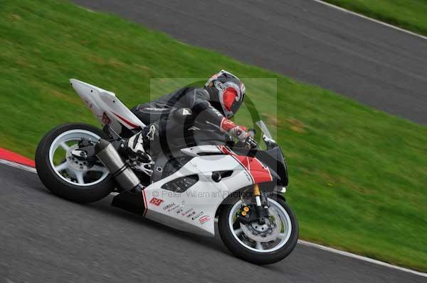Motorcycle action photographs;Trackday digital images;cadwell;cadwell park photographs;event digital images;eventdigitalimages;motor racing louth lincolnshire;no limits trackday;peter wileman photography;trackday;trackday photos