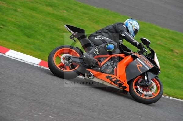 Motorcycle action photographs;Trackday digital images;cadwell;cadwell park photographs;event digital images;eventdigitalimages;motor racing louth lincolnshire;no limits trackday;peter wileman photography;trackday;trackday photos