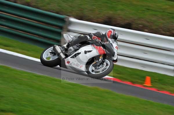 Motorcycle action photographs;Trackday digital images;cadwell;cadwell park photographs;event digital images;eventdigitalimages;motor racing louth lincolnshire;no limits trackday;peter wileman photography;trackday;trackday photos