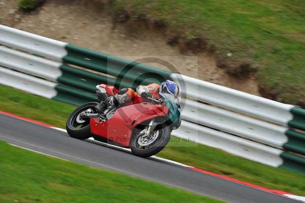 Motorcycle action photographs;Trackday digital images;cadwell;cadwell park photographs;event digital images;eventdigitalimages;motor racing louth lincolnshire;no limits trackday;peter wileman photography;trackday;trackday photos
