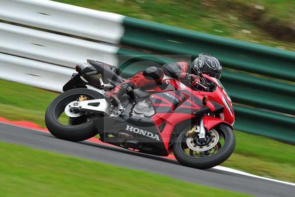 Motorcycle action photographs;Trackday digital images;cadwell;cadwell park photographs;event digital images;eventdigitalimages;motor racing louth lincolnshire;no limits trackday;peter wileman photography;trackday;trackday photos