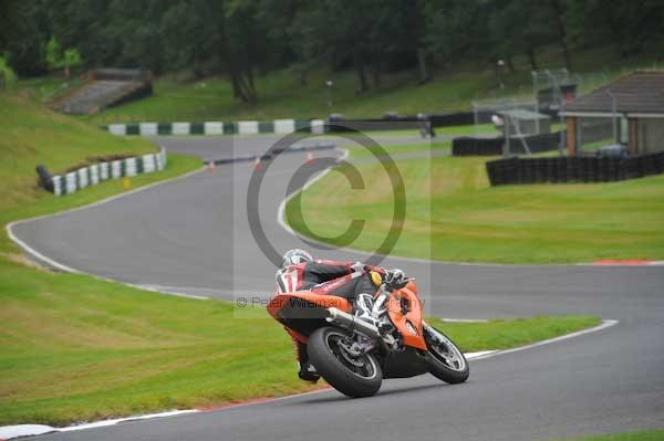 Motorcycle action photographs;Trackday digital images;cadwell;cadwell park photographs;event digital images;eventdigitalimages;motor racing louth lincolnshire;no limits trackday;peter wileman photography;trackday;trackday photos