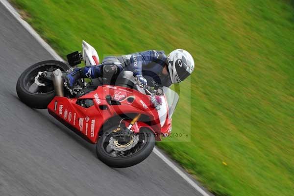 Motorcycle action photographs;Trackday digital images;cadwell;cadwell park photographs;event digital images;eventdigitalimages;motor racing louth lincolnshire;no limits trackday;peter wileman photography;trackday;trackday photos