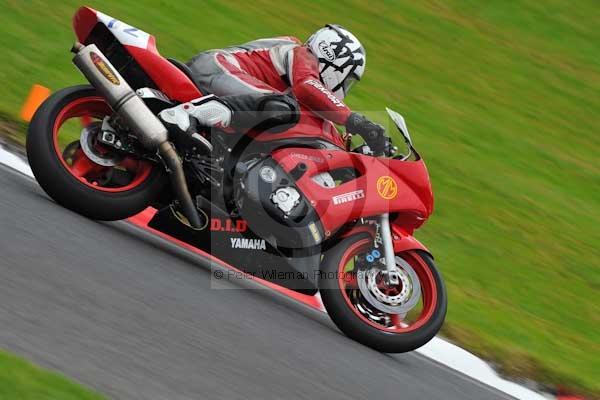 Motorcycle action photographs;Trackday digital images;cadwell;cadwell park photographs;event digital images;eventdigitalimages;motor racing louth lincolnshire;no limits trackday;peter wileman photography;trackday;trackday photos