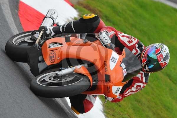 Motorcycle action photographs;Trackday digital images;cadwell;cadwell park photographs;event digital images;eventdigitalimages;motor racing louth lincolnshire;no limits trackday;peter wileman photography;trackday;trackday photos