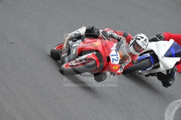 Motorcycle action photographs;Trackday digital images;cadwell;cadwell park photographs;event digital images;eventdigitalimages;motor racing louth lincolnshire;no limits trackday;peter wileman photography;trackday;trackday photos