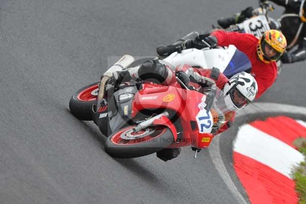 Motorcycle action photographs;Trackday digital images;cadwell;cadwell park photographs;event digital images;eventdigitalimages;motor racing louth lincolnshire;no limits trackday;peter wileman photography;trackday;trackday photos