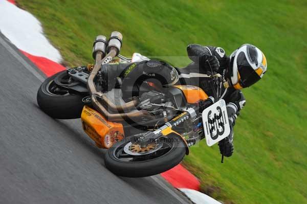 Motorcycle action photographs;Trackday digital images;cadwell;cadwell park photographs;event digital images;eventdigitalimages;motor racing louth lincolnshire;no limits trackday;peter wileman photography;trackday;trackday photos