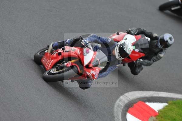 Motorcycle action photographs;Trackday digital images;cadwell;cadwell park photographs;event digital images;eventdigitalimages;motor racing louth lincolnshire;no limits trackday;peter wileman photography;trackday;trackday photos